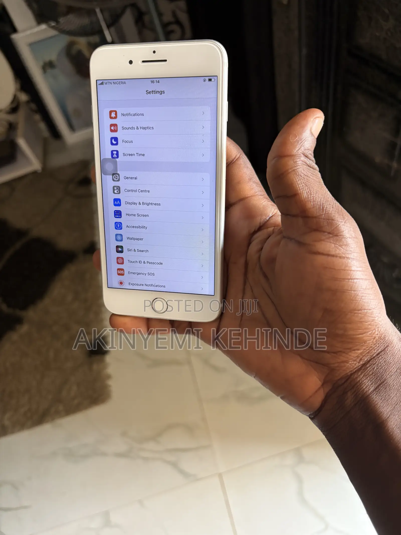 Apple iPhone 8 Plus 64 GB White