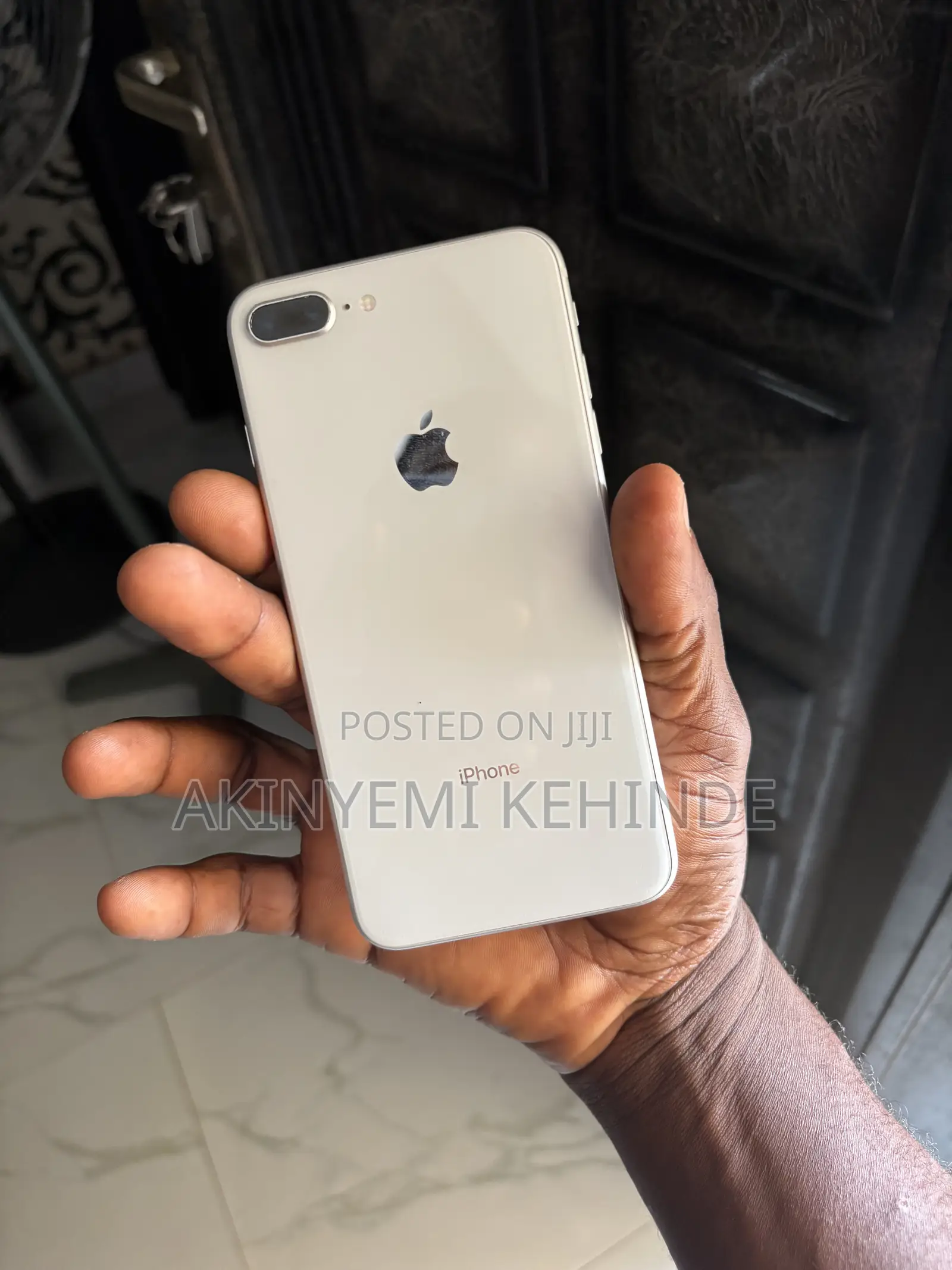 Apple iPhone 8 Plus 64 GB White