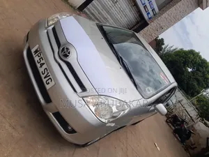 Toyota Corolla 2009 Silver