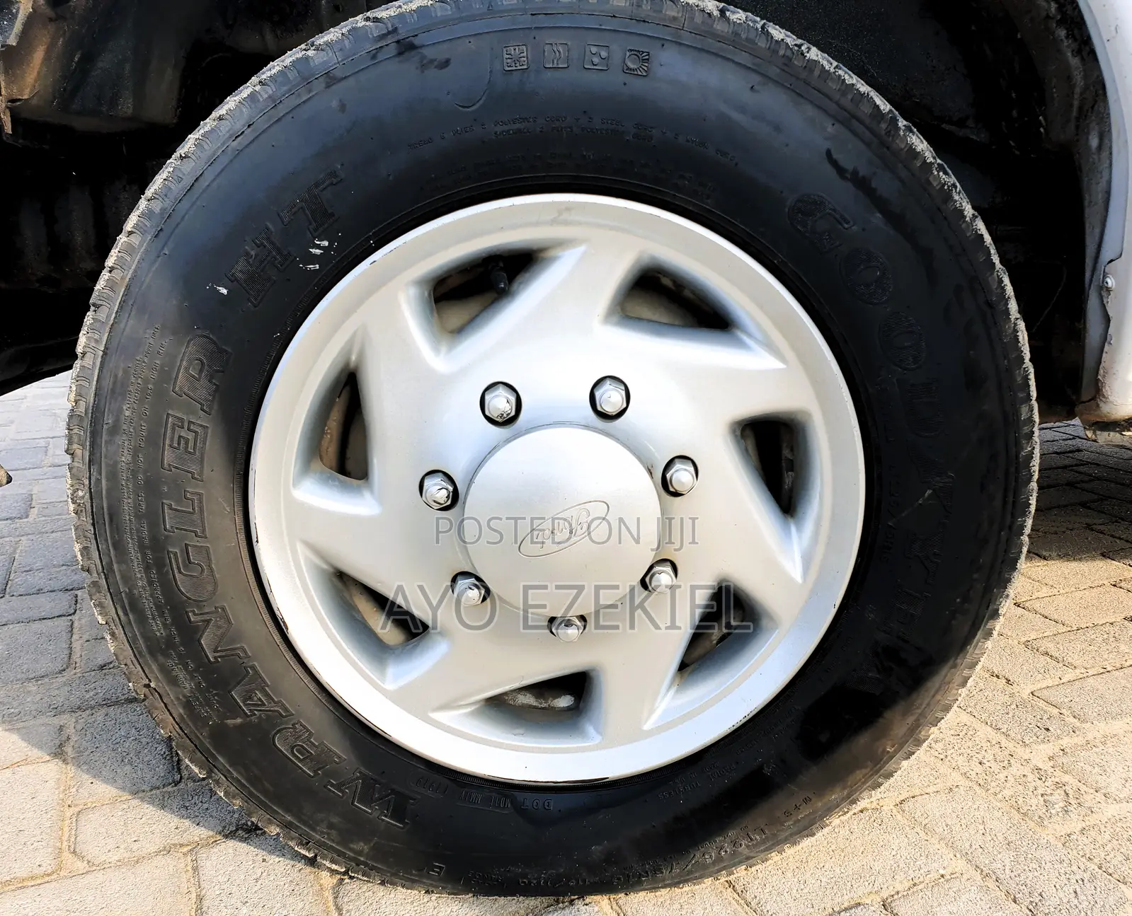 Ford E350 2010 White