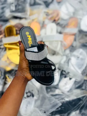 Max Slippers