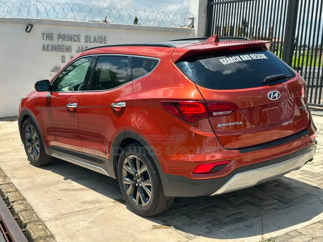 Hyundai Santa Fe 2017