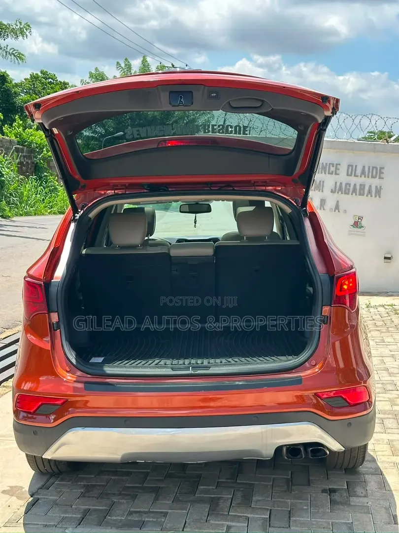 Hyundai Santa Fe 2017