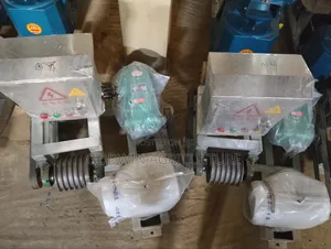 Imported Manure Scrapper Machine 2lines 3lines Available.