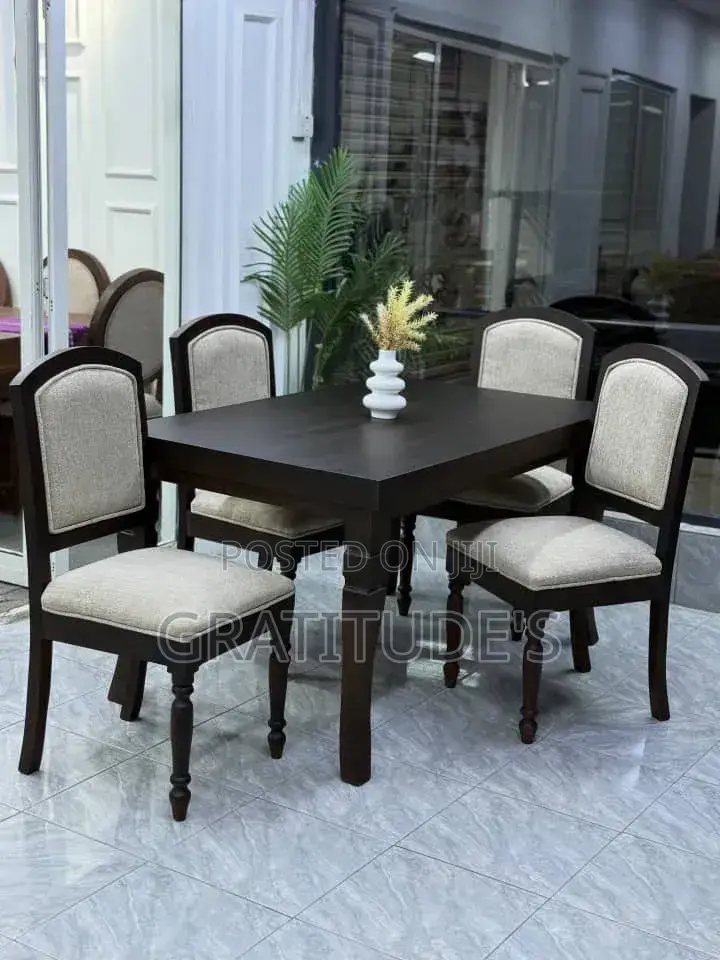 Wooden 4 Seater Center Table