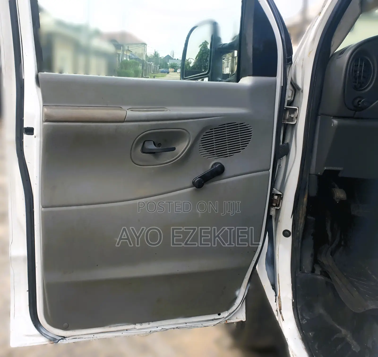 Ford E350 2010 White