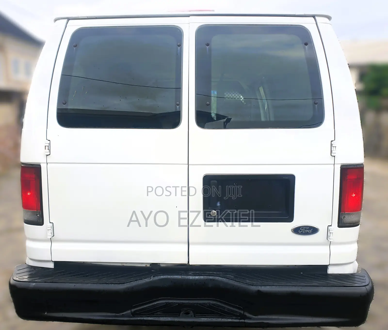 Ford E350 2010 White