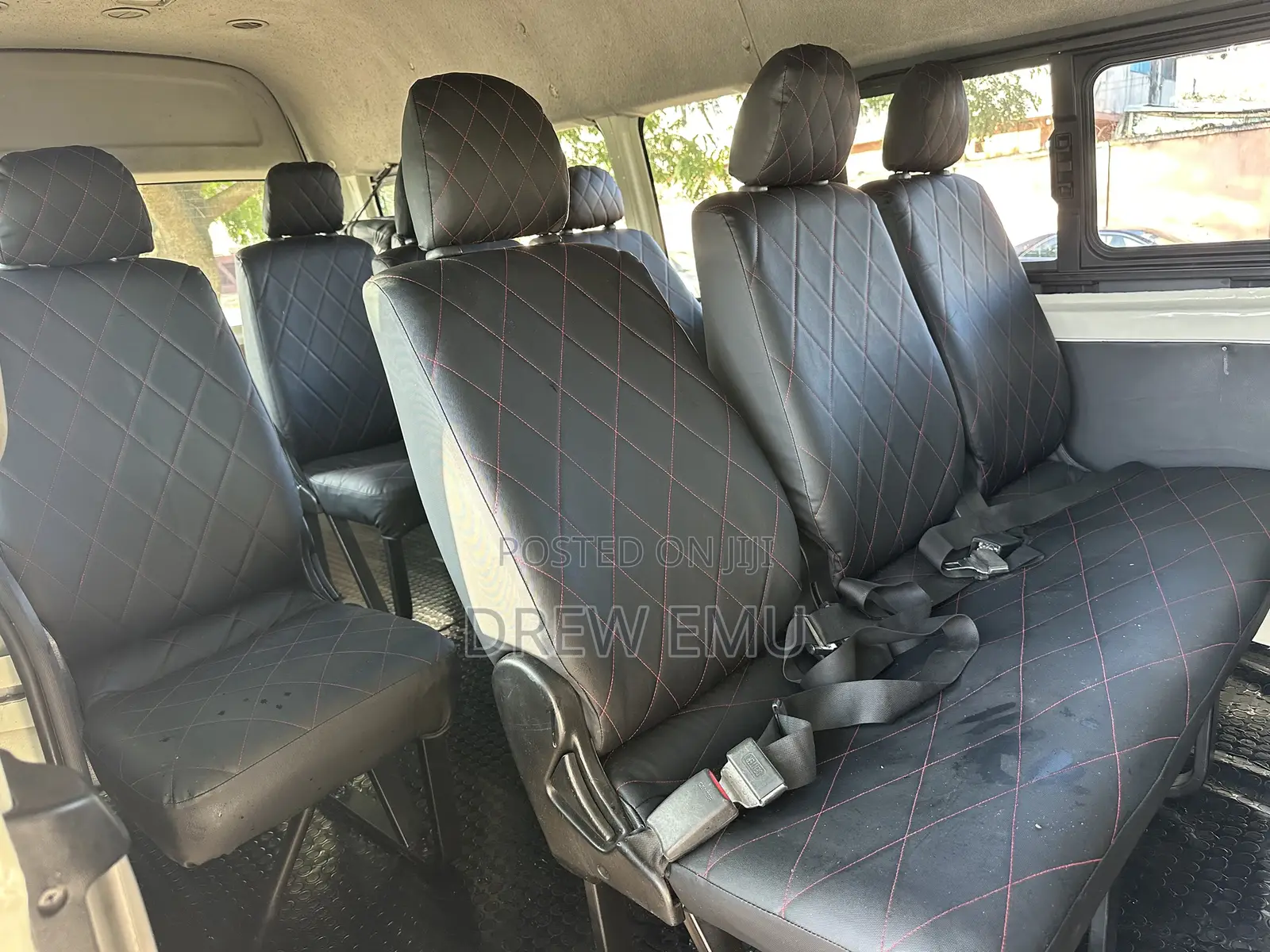 Toyota HiAce 2014 White