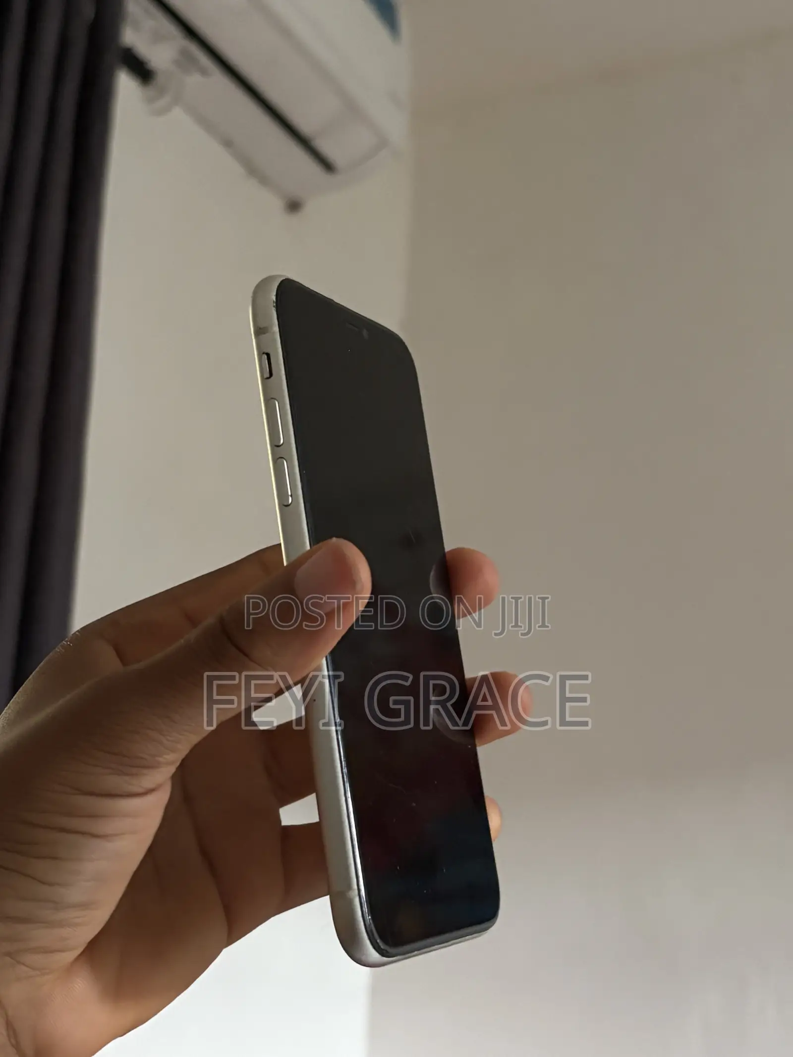 Apple iPhone 11 64 GB White