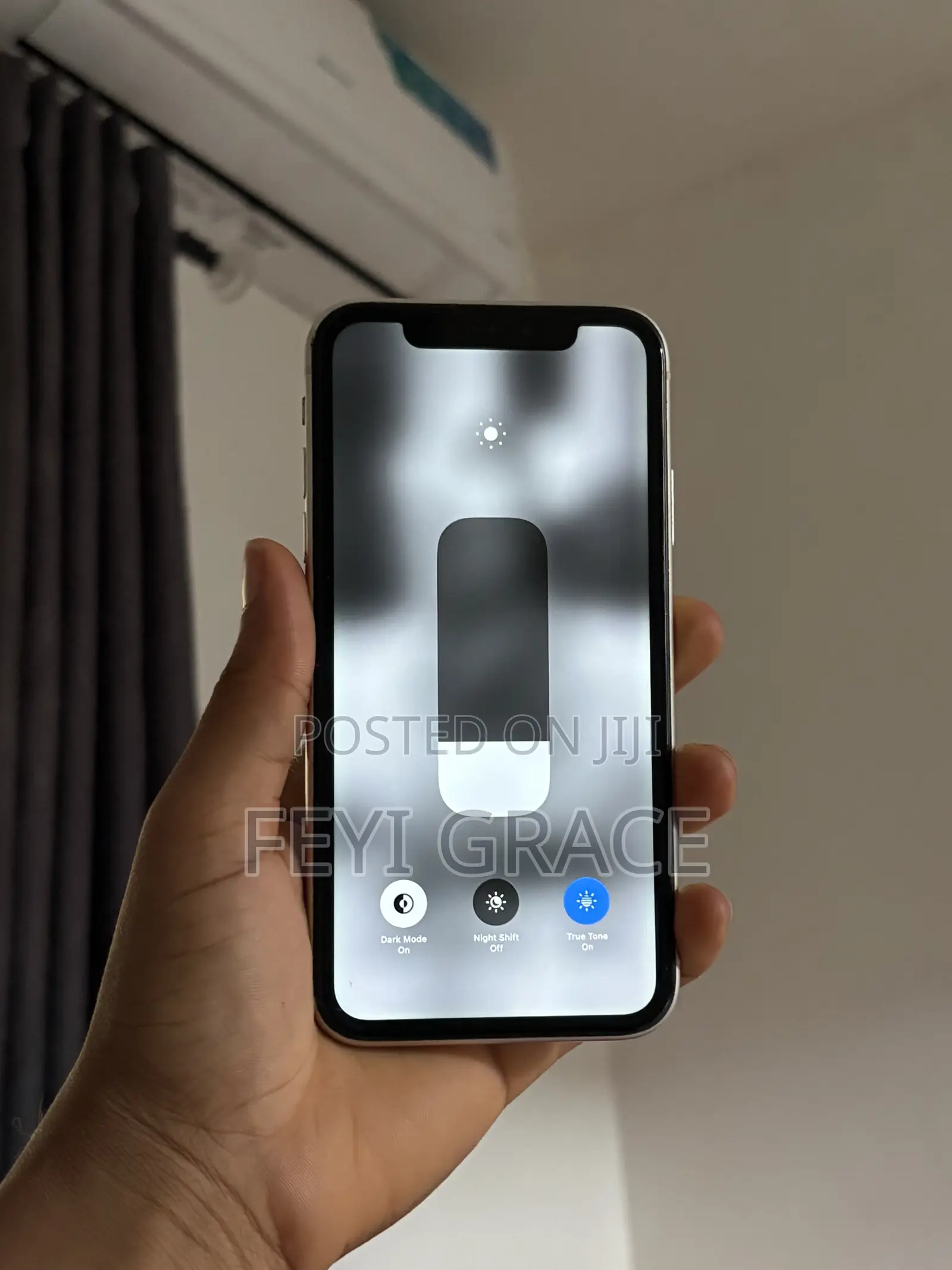 Apple iPhone 11 64 GB White