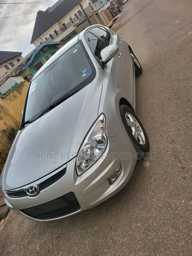 Hyundai i30 2016 Silver