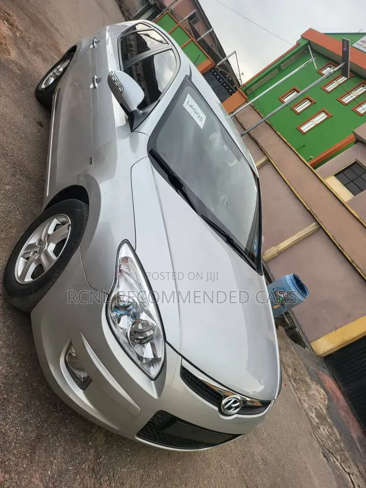 Hyundai i30 2016 Silver