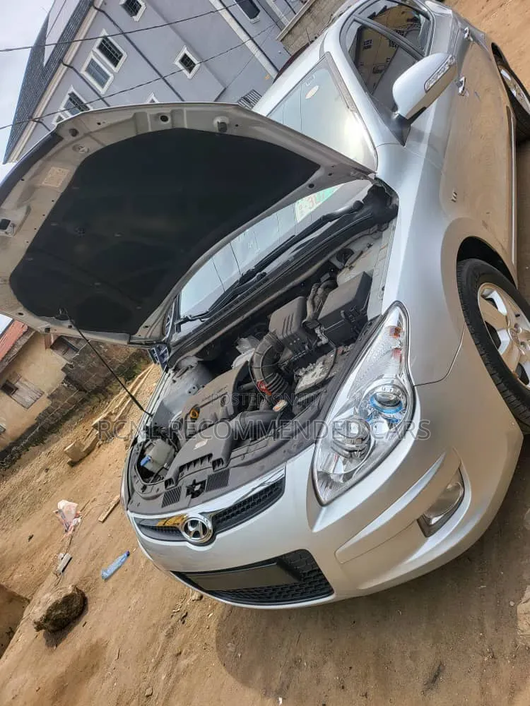 Hyundai i30 2016 Silver