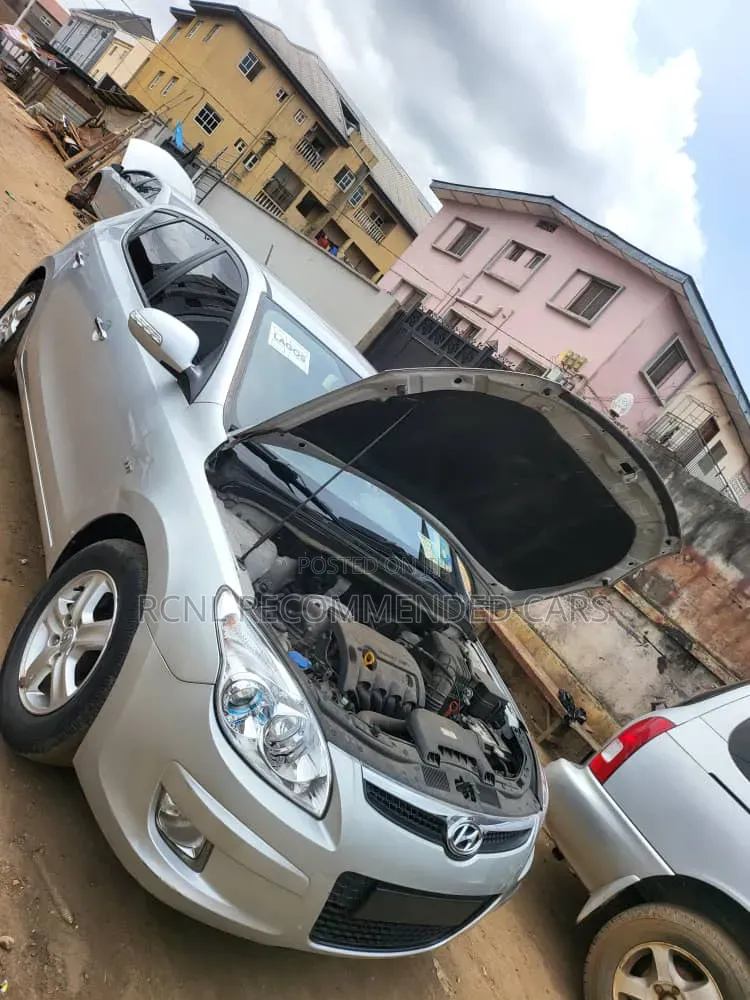 Hyundai i30 2016 Silver