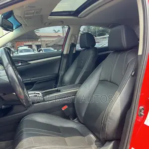 Honda Civic 2019 Red
