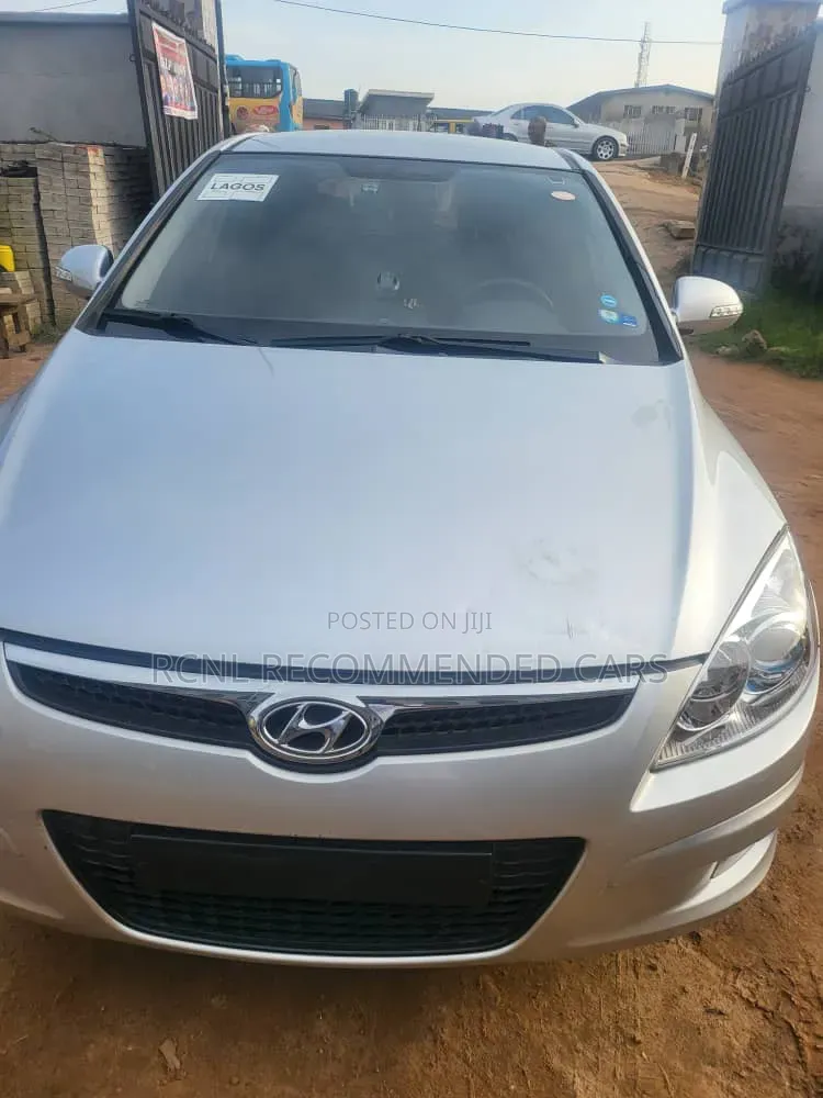 Hyundai i30 2016 Silver