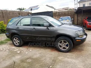 Lexus RX 2000 Gray