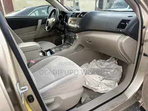 Toyota Highlander 2008 Gold