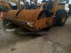 12tons Caterpillar Roller for Daily Rent/Lease.
