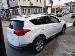 Toyota RAV4 2013 White