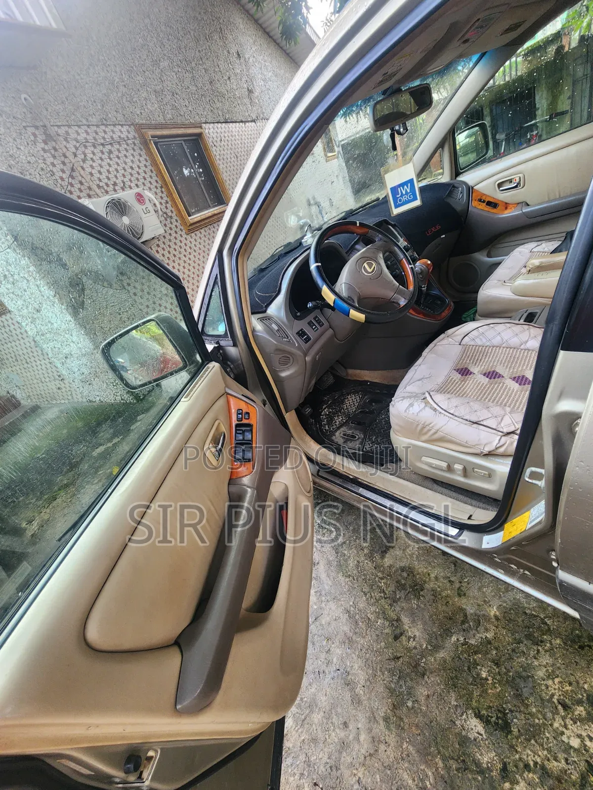 Lexus RX 2012 Gold