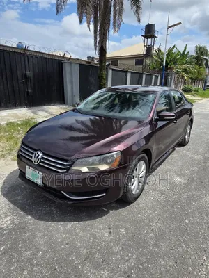 Volkswagen Passat 2.5 S Automatic 2012 Burgundy