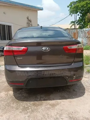 Kia Rio 2013 Brown