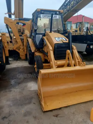 Cat Backhoe for Lease/ Daily Rent