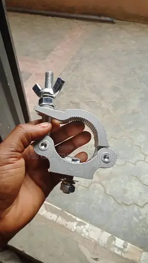 Moving C Clamp