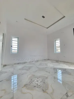 2bdrm Block of Flats in Unique Estate Baruwa for rent