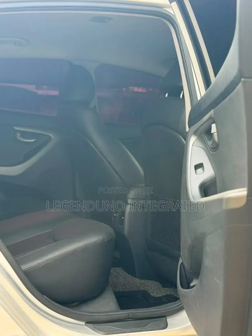 Hyundai Elantra 2013 Gray