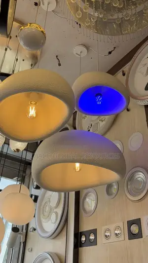 Dropping Light Chandelier and Wall Chandelier