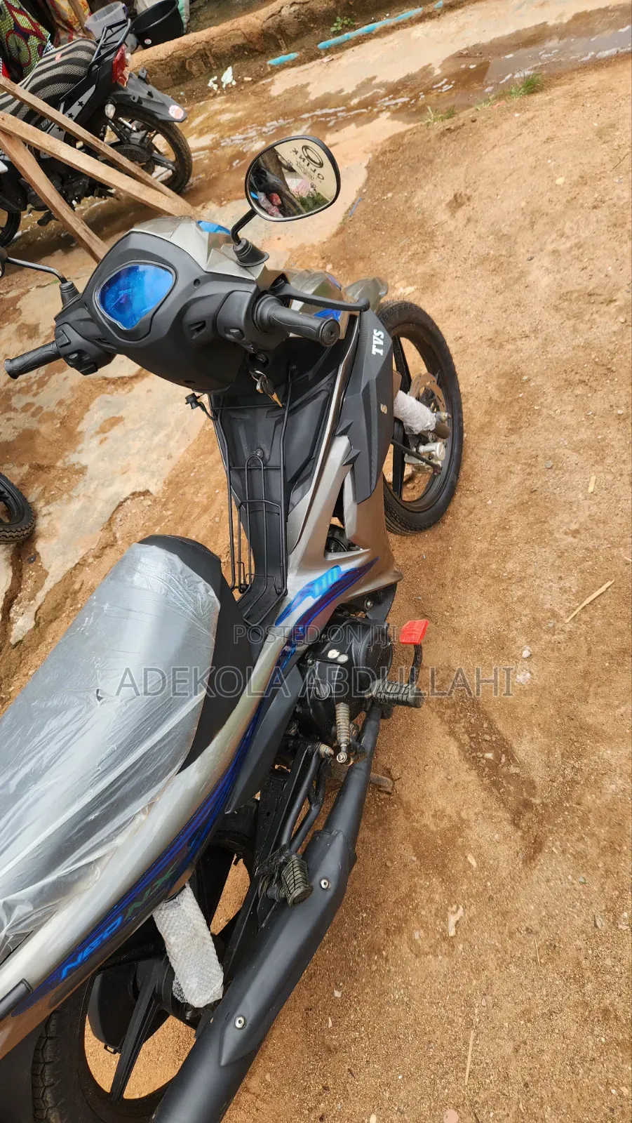 TVS Neo NX 2025 Gray