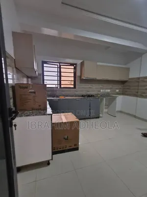 3bdrm Duplex in Ajao Estate, Anthony Village for rent