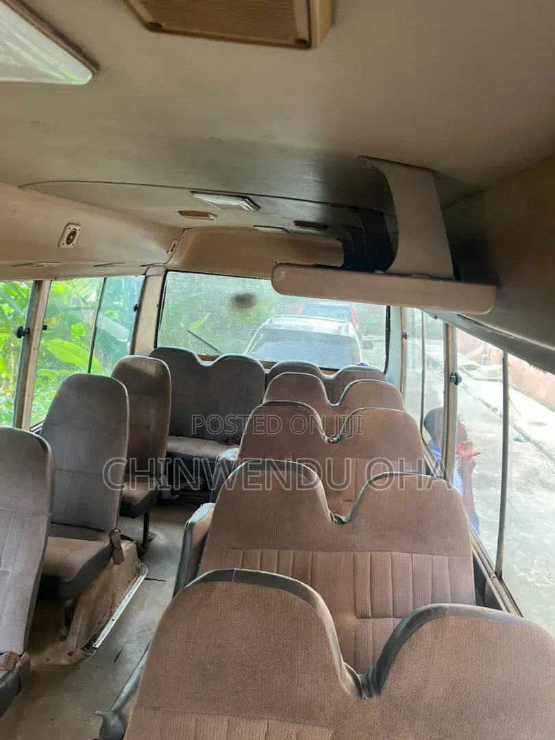 Toyota Coaster 2005 White
