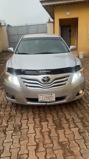 Toyota Camry 2008 Silver