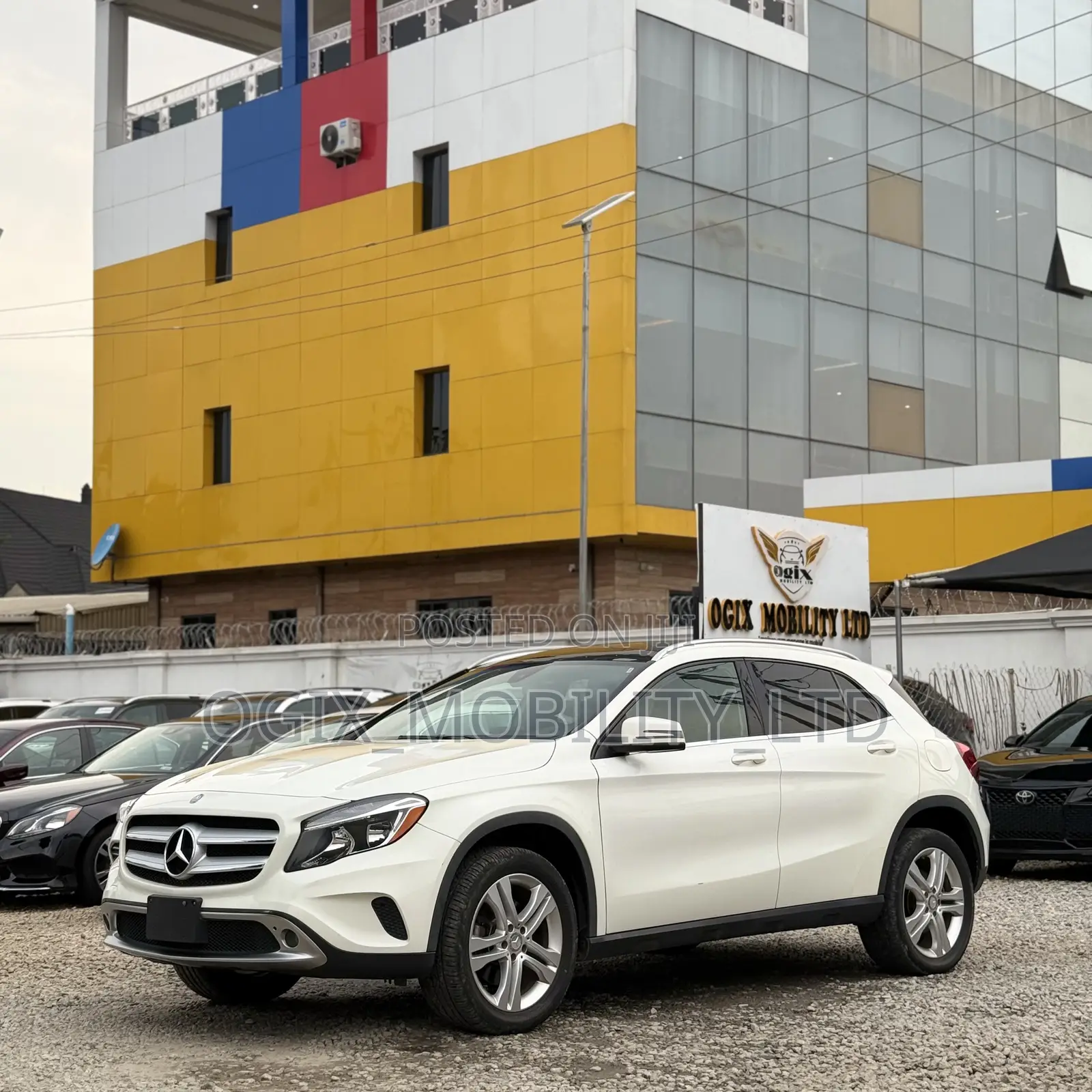 Mercedes-Benz GLA-Class 2016 White