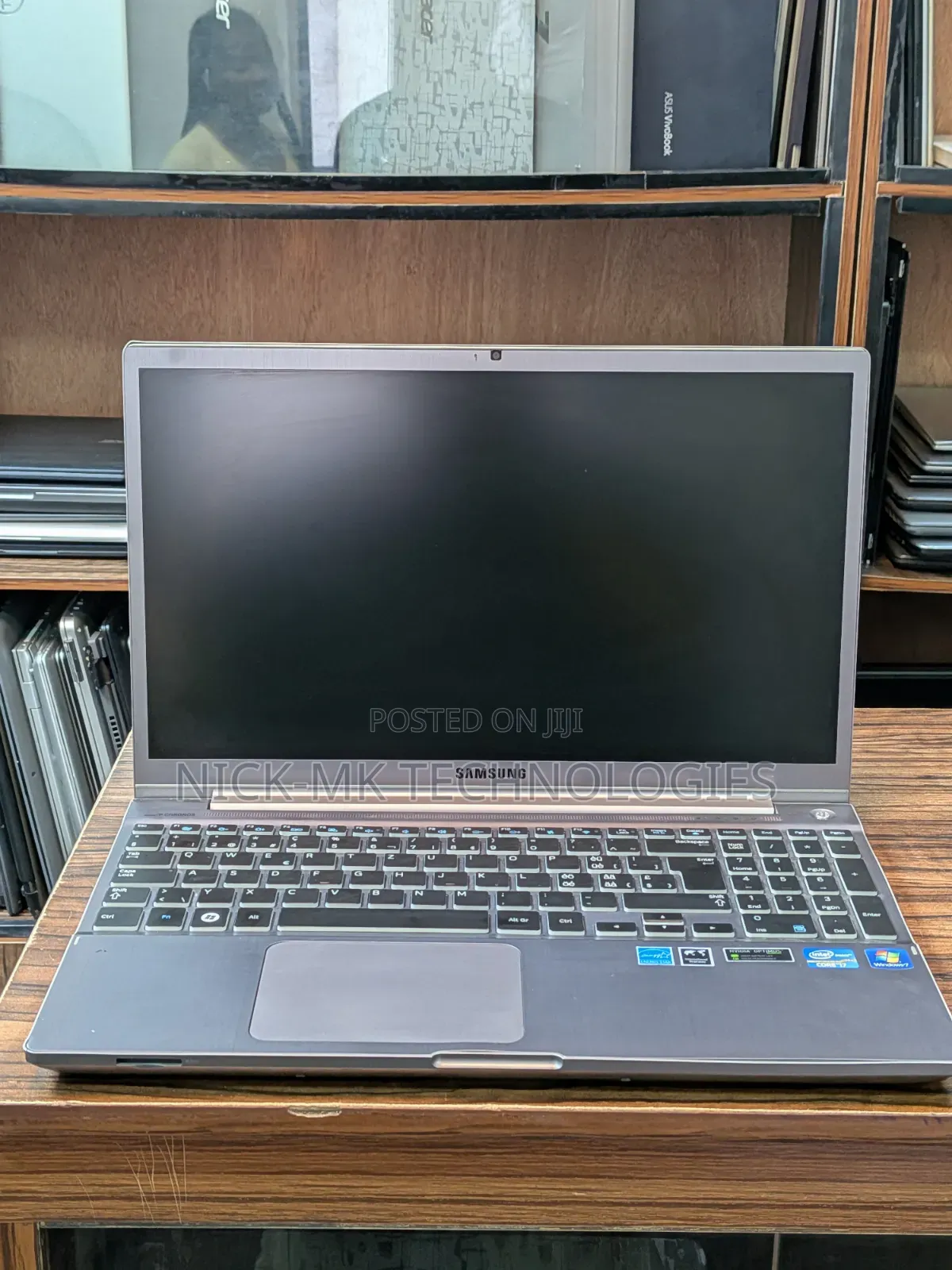 Laptop Samsung 8GB Intel Core i7 HDD 500GB