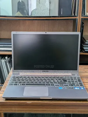 Laptop Samsung 8GB Intel Core i7 HDD 500GB