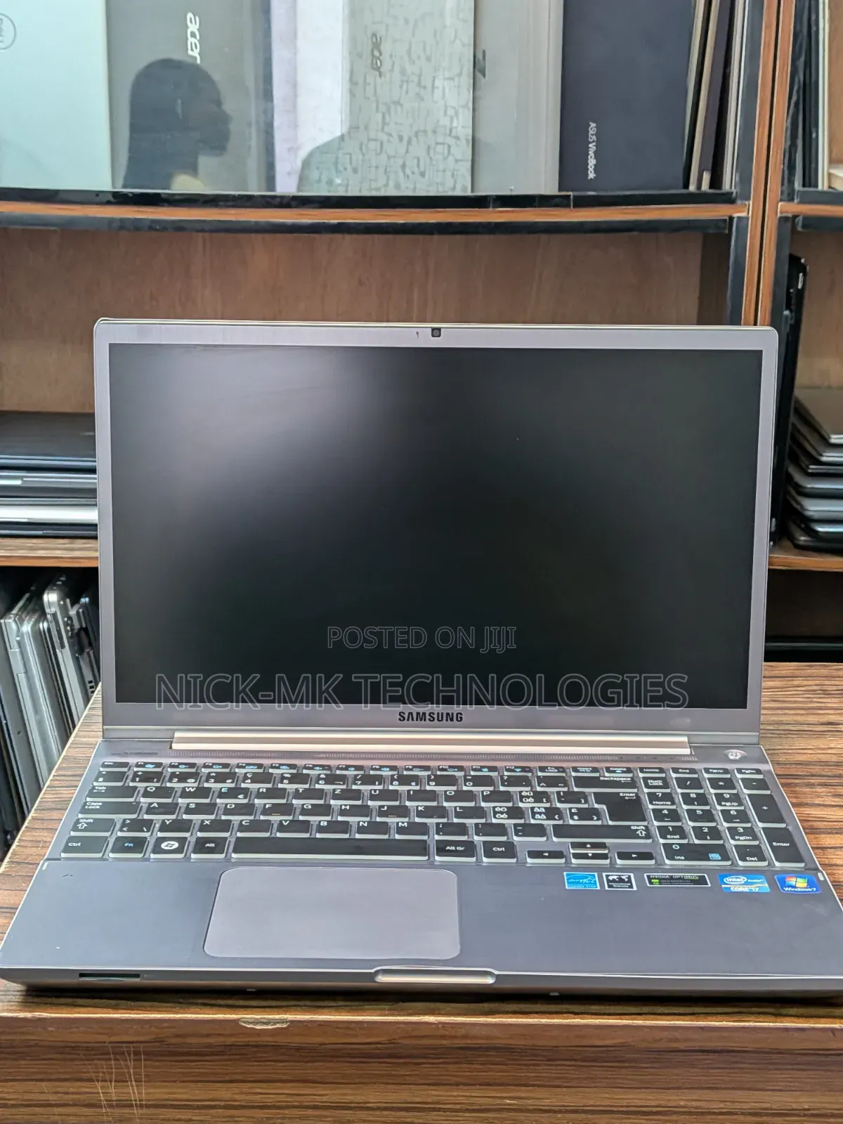 Laptop Samsung 8GB Intel Core i7 HDD 500GB