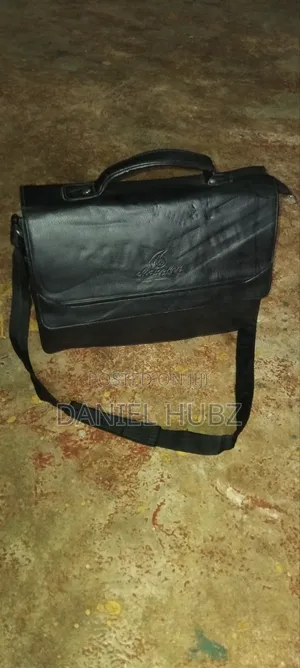 Men's Black Briefcase Made of 100% Natural Leather