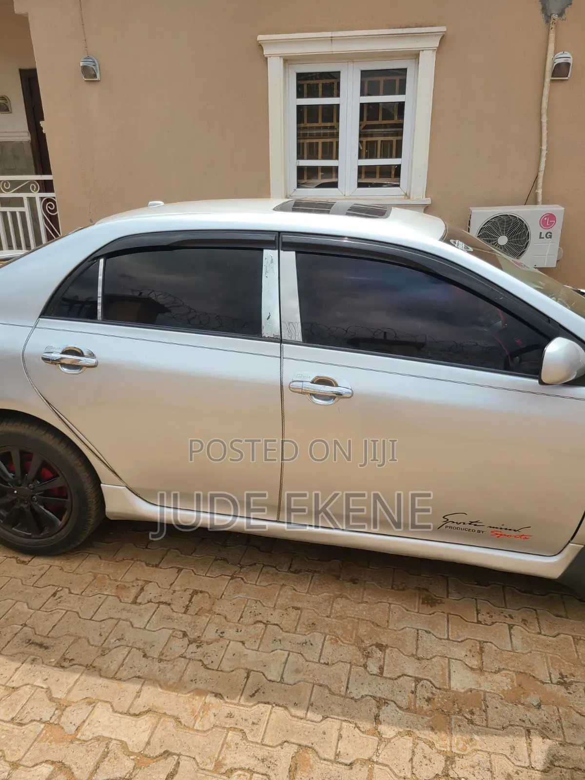 Toyota Corolla 2010 Silver
