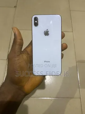 Apple iPhone XS Max 64 GB White