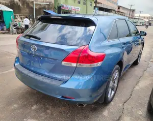 Toyota Venza V6 AWD 2011 Blue