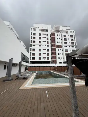 2bdrm Apartment in Lekki Phase 1 for rent