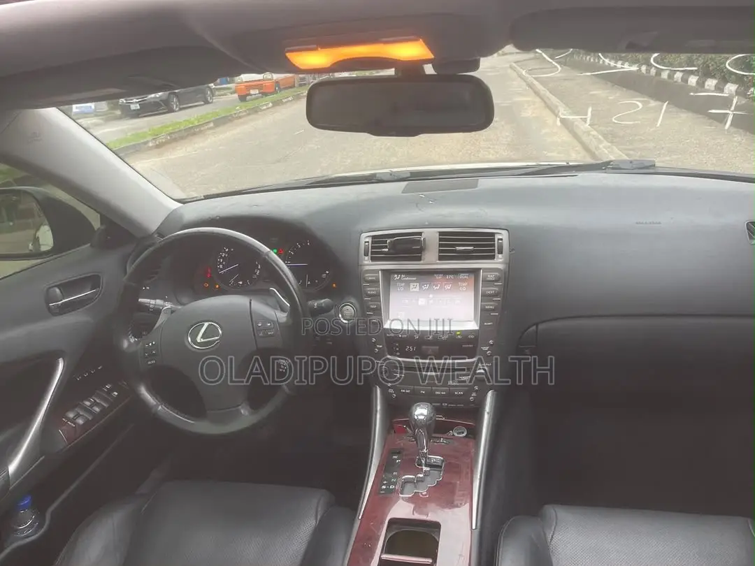 Lexus IS 2010 Gray