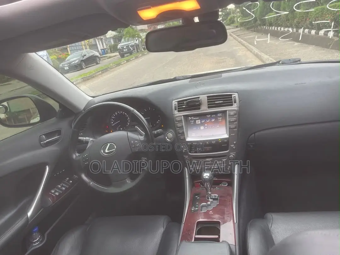 Lexus IS 2010 Gray