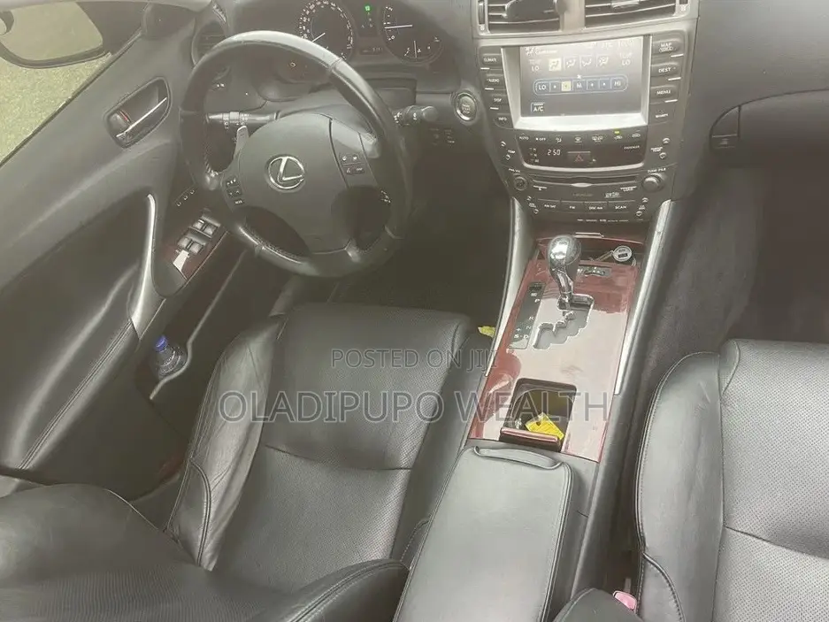 Lexus IS 2010 Gray