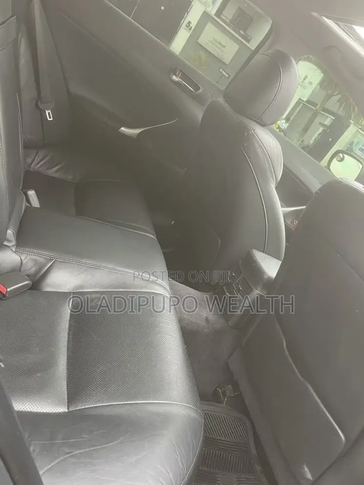 Lexus IS 2010 Gray