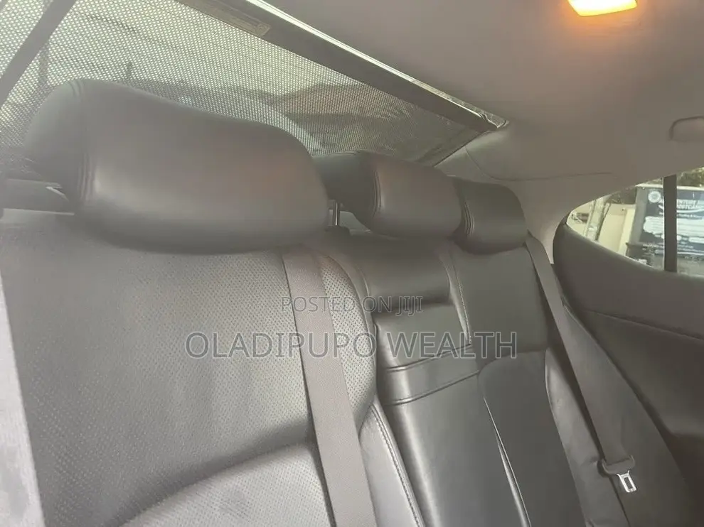 Lexus IS 2010 Gray
